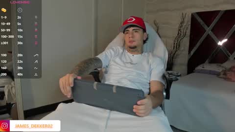 jamesdekker online show from October 1, 2025, 8:15 pm