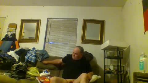 Hey online show from December 7, 2024, 11:12 pm