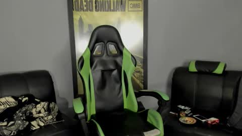 Jamesinked  online show from February 24, 2025, 1:57 am