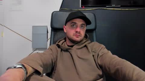 Snapshot of jamesmyersx chatting on March 3, 2026, 4:40 am JamesMyers online show from March 3, 2026, 4:40 am