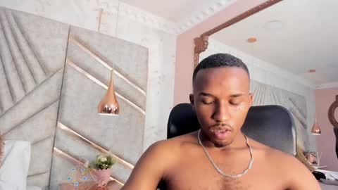 Snapshot of jamesparck chatting on January 12, 2025, 6:27 pm James online show from January 12, 2025, 6:27 pm