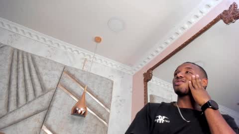 Snapshot of jamesparck chatting on January 15, 2025, 2:13 pm James online show from January 15, 2025, 2:13 pm