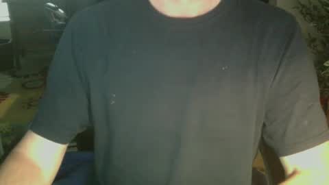 Snapshot of jamesray722 chatting on October 4, 2025, 3:10 pm jamesray722 online show from October 4, 2025, 3:10 pm