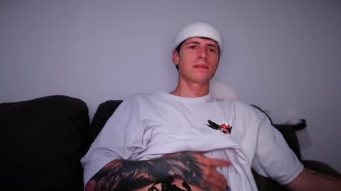 jamesss____ online show from February 27, 2025, 1:48 am