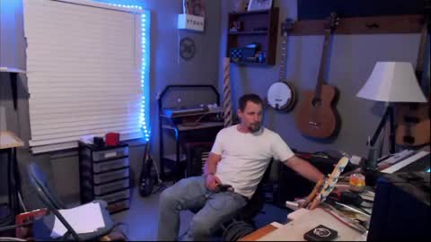Jameswebbscope online show from April 29, 2026, 9:35 am
