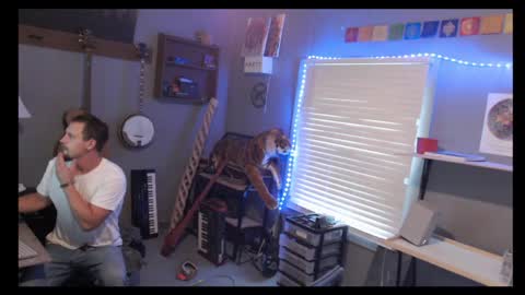 Jameswebbscope online show from May 2, 2026, 10:04 pm