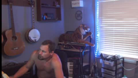 Jameswebbscope online show from May 11, 2026, 8:28 pm