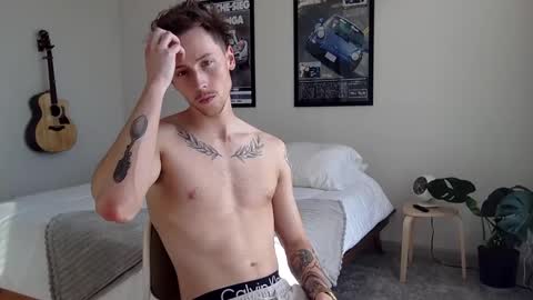 jamez_hunk online show from September 10, 2025, 9:37 pm
