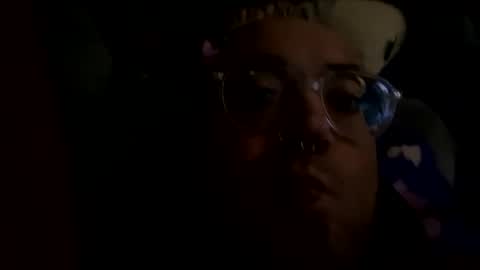 Snapshot of jamie19905 chatting on February 4, 2026, 4:07 am jamie19905 online show from February 4, 2026, 4:07 am