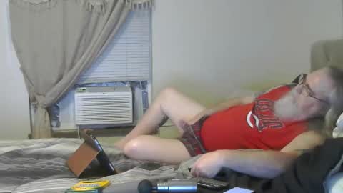 Snapshot of jamielove1975 chatting on April 1, 2026, 2:12 am jamielove1975 online show from April 1, 2026, 2:12 am