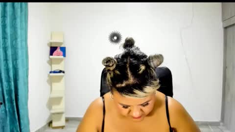 jan_milkhot online show from February 22, 2026, 5:30 am