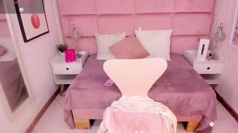 Snapshot of janah_myers chatting on October 25, 2025, 1:24 am Janah Myers online show from October 25, 2025, 1:24 am