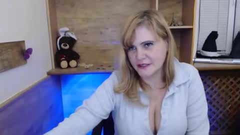 janaloveli online show from October 22, 2025, 7:57 pm