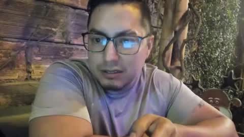 jancohot online show from January 13, 2026, 4:29 am