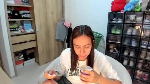 jane_ady online show from December 18, 2024, 1:48 am