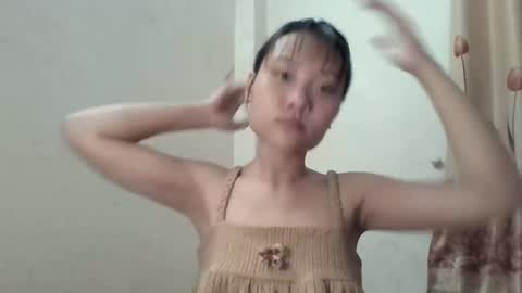 jane_baby999 online show from May 8, 2026, 11:26 am