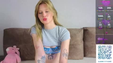 jane_lvy online show from September 15, 2025, 9:31 am