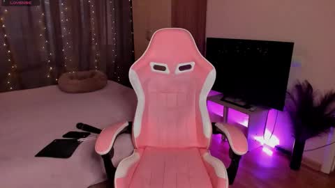 Snapshot of jane_paws chatting on March 7, 2026, 1:57 am Jane online show from March 7, 2026, 1:57 am