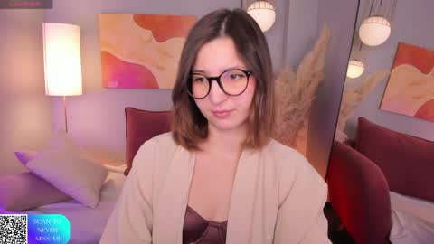Snapshot of jane_pearl chatting on May 8, 2026, 6:52 am Jane online show from May 8, 2026, 6:52 am