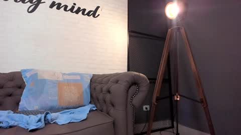 JANE  online show from January 12, 2025, 9:51 am