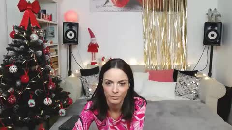 JaneDejay online show from November 30, 2025, 8:35 pm