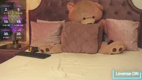 JaneDevine online show from June 18, 2026, 9:14 am