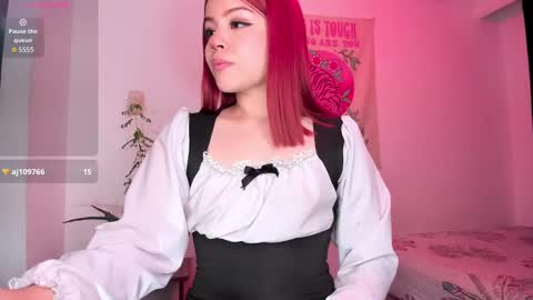 Snapshot of janeruss_ chatting on September 18, 2025, 1:40 am Jane online show from September 18, 2025, 1:40 am