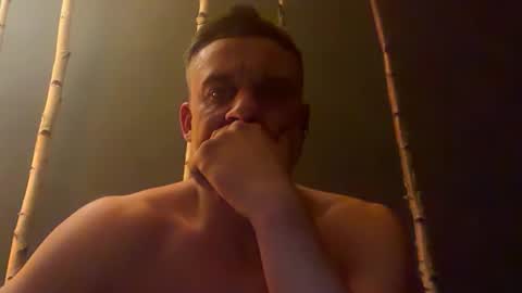 RoJan online show from March 28, 2026, 4:23 am