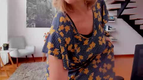 JANE TURNER MILF online show from November 19, 2025, 1:55 pm