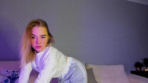 Snapshot of janice_sweet chatting on December 9, 2024, 2:13 am Janice online show from December 9, 2024, 2:13 am