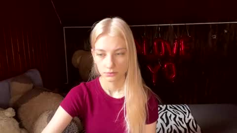 Elsa online show from July 3, 2026, 8:10 am