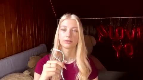 Elsa online show from July 5, 2026, 8:10 am