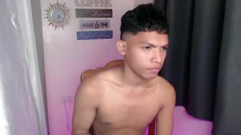 Snapshot of janlloyd04 chatting on October 11, 2025, 8:07 pm janlloyd04 online show from October 11, 2025, 8:07 pm