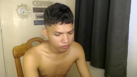 Snapshot of janlloyd04 chatting on October 14, 2025, 8:15 am janlloyd04 online show from October 14, 2025, 8:15 am