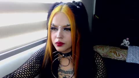 Snapshot of janna_ink chatting on February 7, 2025, 8:42 pm      online show from February 7, 2025, 8:42 pm