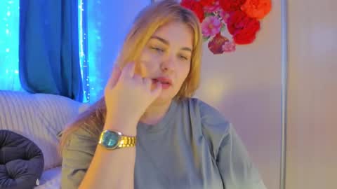 JansyLines online show from December 19, 2024, 8:44 pm