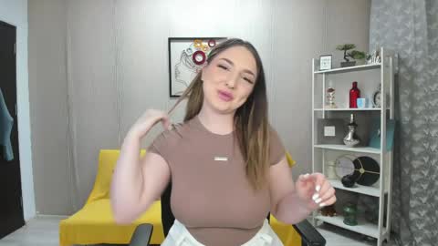 JaquelinLaurent online show from April 30, 2026, 7:53 pm
