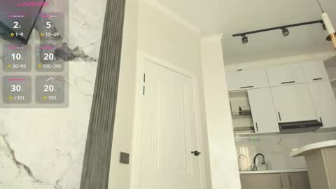 Aiya online show from March 24, 2026, 3:33 am