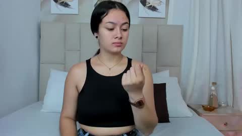 Jaslyn online show from January 13, 2025, 2:21 pm