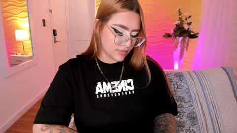 Jasmin Evans online show from March 11, 2025, 8:09 pm