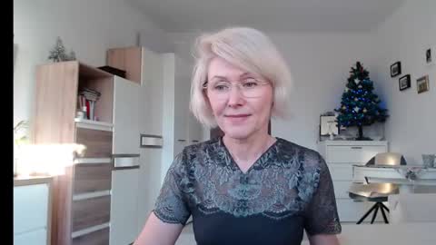 Snapshot of jasmin18v chatting on December 25, 2024, 1:41 pm Jasmin room for people 40 online show from December 25, 2024, 1:41 pm