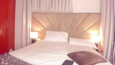 jasmin_melons online show from May 8, 2026, 2:39 am
