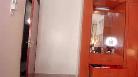 Snapshot of jasmin_melons chatting on June 27, 2026, 3:22 am jasmin_melons online show from June 27, 2026, 3:22 am