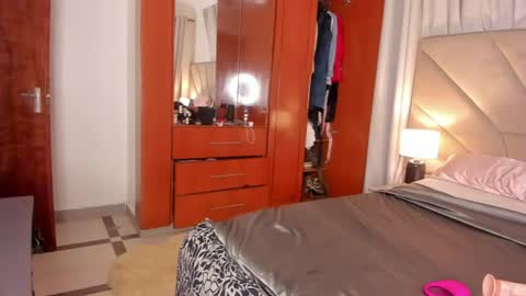 Snapshot of jasmin_melons chatting on June 28, 2026, 3:01 am jasmin_melons online show from June 28, 2026, 3:01 am