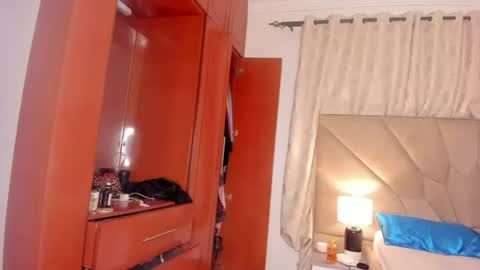 Snapshot of jasmin_melons chatting on July 19, 2026, 1:53 am jasmin_melons online show from July 19, 2026, 1:53 am