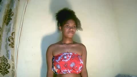 Snapshot of jasminah176750 chatting on October 3, 2025, 9:06 am jasminah176750 online show from October 3, 2025, 9:06 am