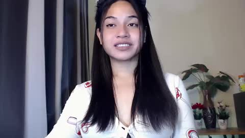 Snapshot of jasmine_arousal chatting on April 18, 2026, 1:15 pm JASMINE online show from April 18, 2026, 1:15 pm