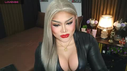 Snapshot of jasmine_brandy chatting on September 15, 2025, 9:59 pm Jasmine Brandy online show from September 15, 2025, 9:59 pm