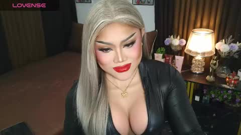 Snapshot of jasmine_brandy chatting on October 8, 2025, 11:13 pm Jasmine Brandy online show from October 8, 2025, 11:13 pm