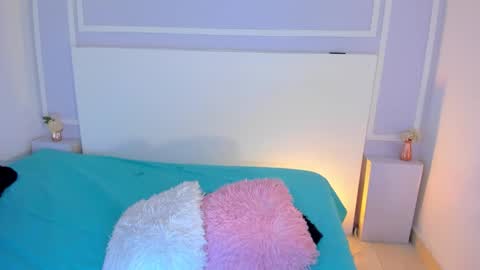 Jazmin online show from September 26, 2025, 7:40 pm